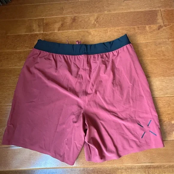 NWOT Ten Thousand Brick Interval Short (No Liner) 7" Size Small - Picture 2 of 4